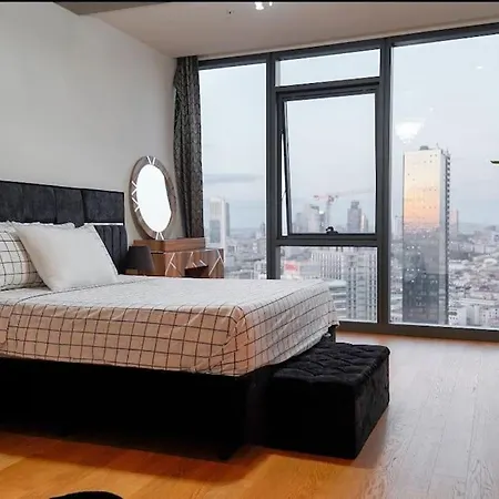 Lavish 40 Floor Skyviwe Ist Apartment