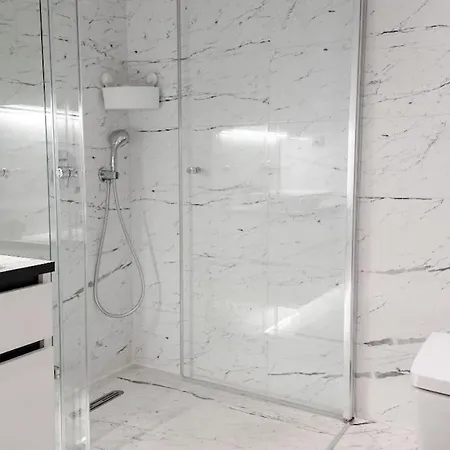 Apartment Lavish 40 Floor Skyviwe Ist